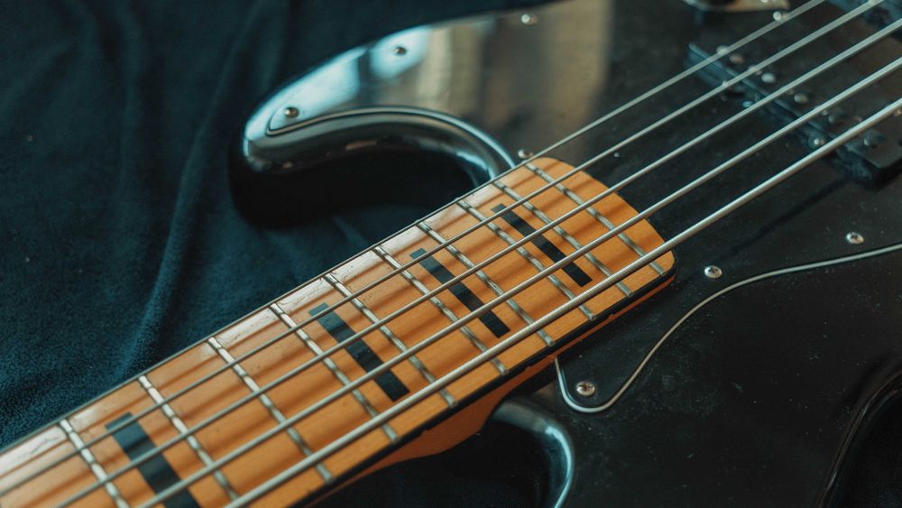 Fender Squier Classic Vibe '70s Jazz Bass V