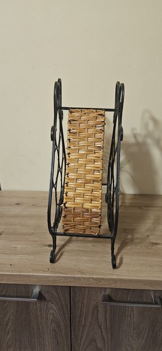 Stojak na wino  na 6 butelek