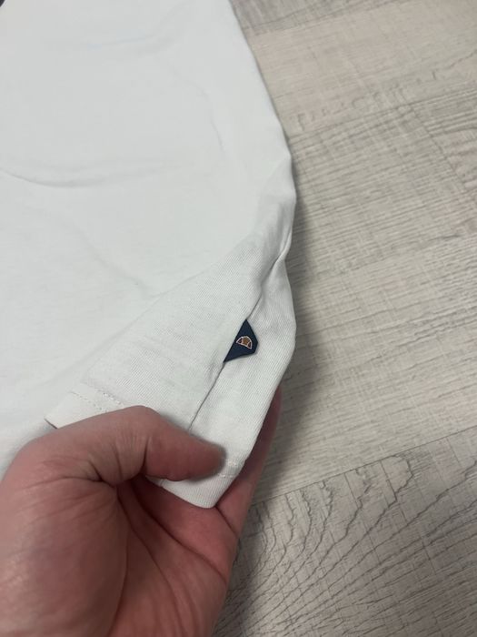 Футболка ellesse з великим логотипом