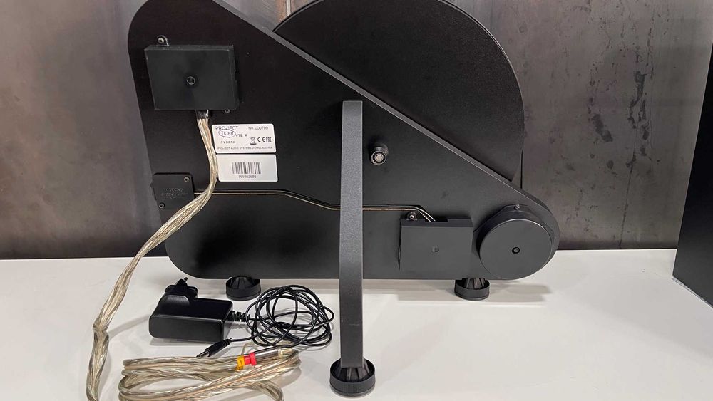 Gira-discos Pro-ject 33/45 rpm de posição vertical