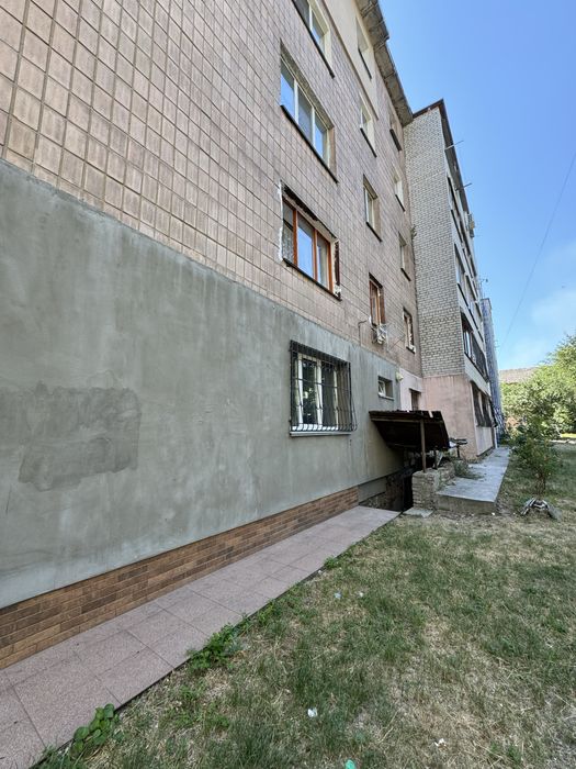 Продам підвал в р-ні 700ки! 104м2