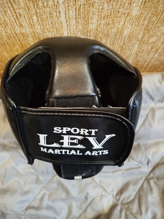 Продам шолом Lev Sport в розмірі M