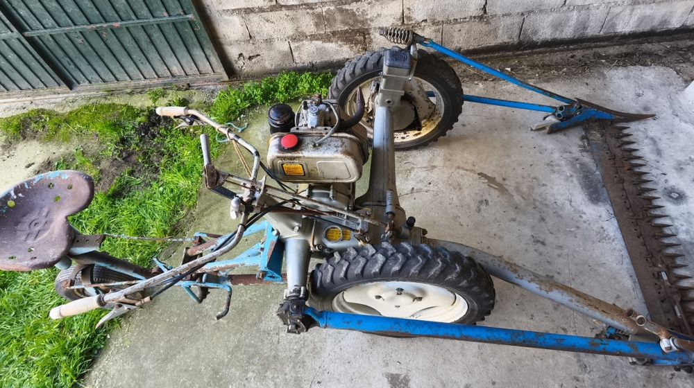 Segadeira BSC motor Diesel LOMBARDINI 3LD 450/S em excelente estado