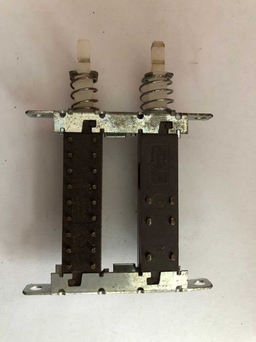 Wyłącznik włącznik sprzętu audio podwójny 2A 250V