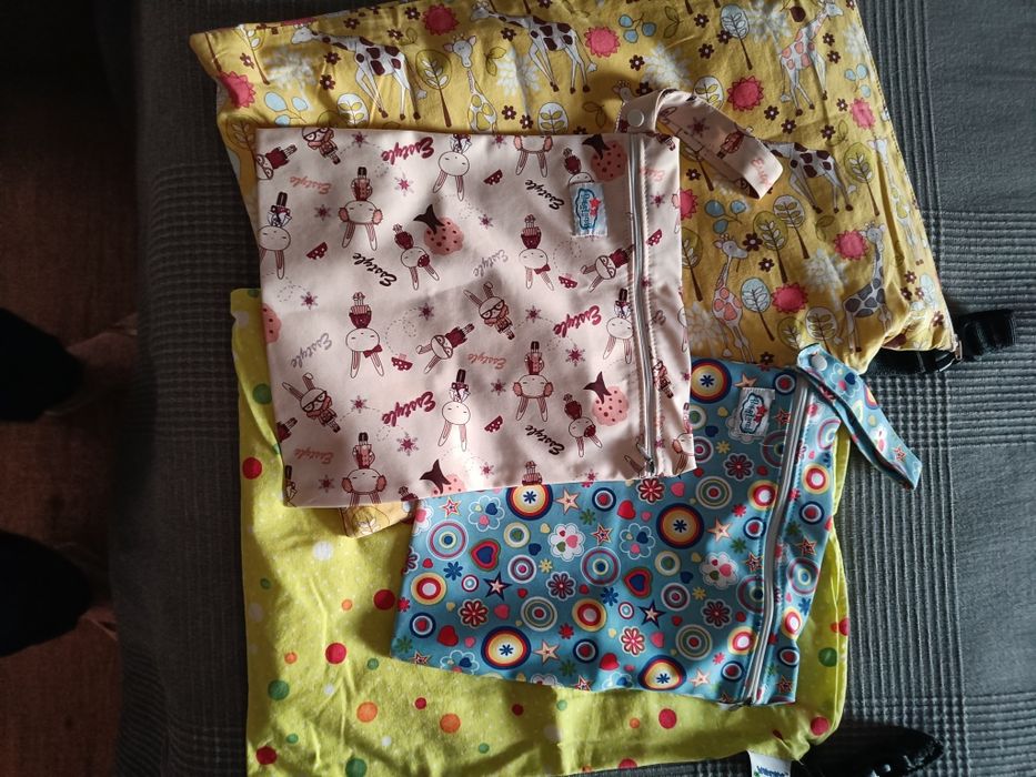 Sacos impermeáveis (para fraldas ou natação)