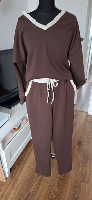 Nowy dres damski L/XL