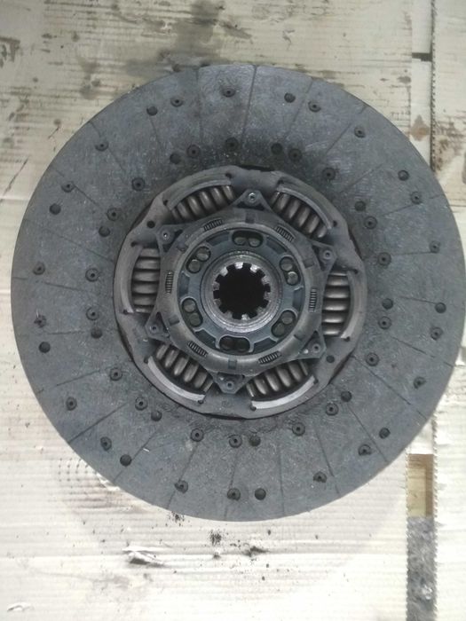 Диск сцепления на Renault Magnum Premium Eвро-2/3 для -B18/ZF