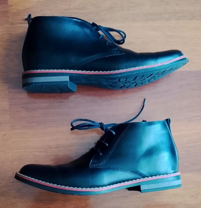 Buty typu chukka firmy EFEKT rozmiar trochę większe 41.