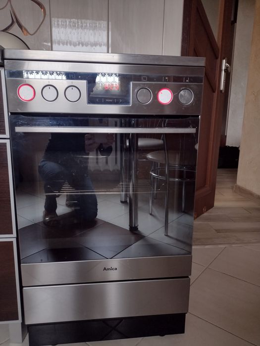 Kuchenka ceramiczna AMICA