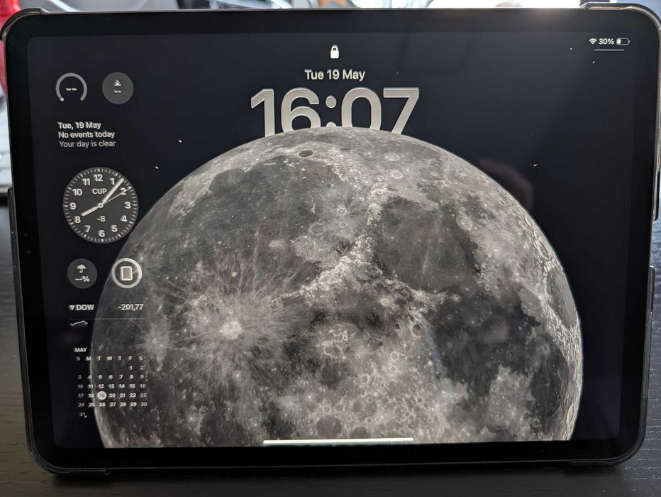 iPad Pro 11 polegadas 2020 Wifi (2.ª geração) - 128GB