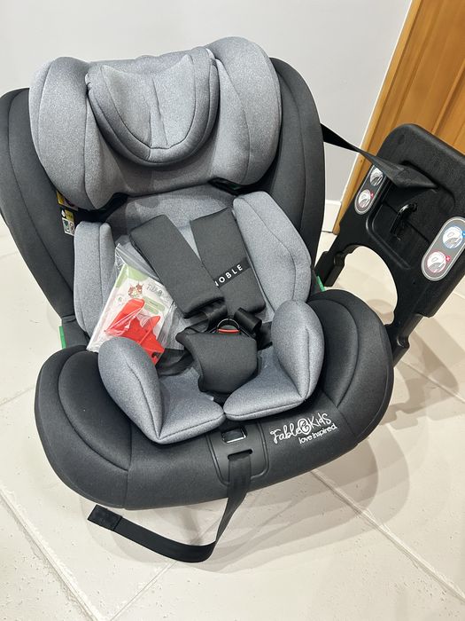 Fotelik samochodowy FableKids Isofix- defekt powystawowy