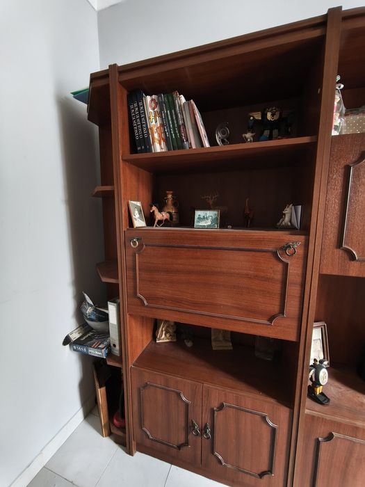 Esta é uma estante de madeira modular de estilo clássico -doar mobilia