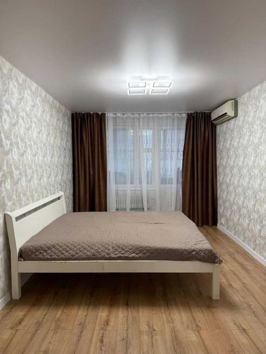 ж/м Червоний Камінь Продаж 3к квартири бульвар Рубіновий набережна