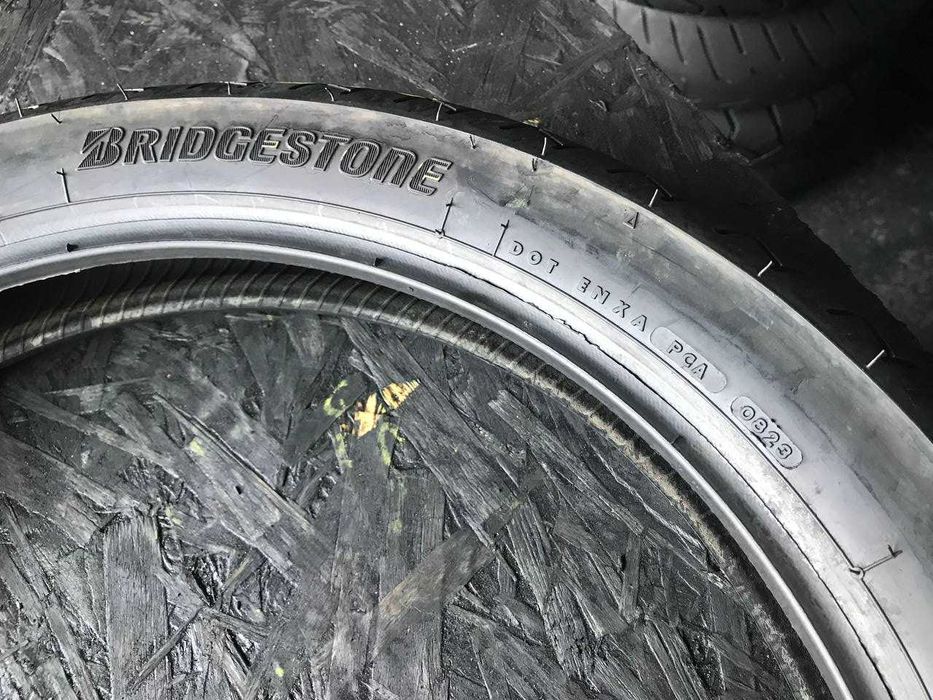 Мото шини б/в 100/90 R18 Bridgestone Battlax BT46F (3054М)