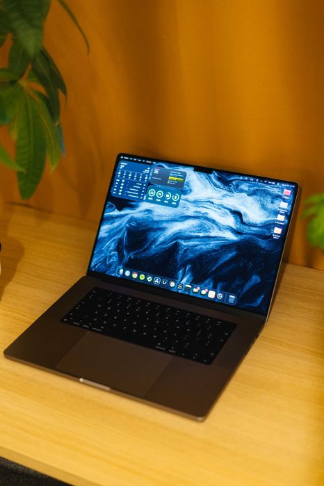 Apple MacBook Pro M2 PRO 16" 16/512GB SSD