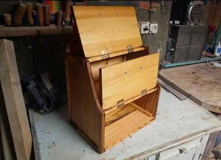 Хлібничка на продаж