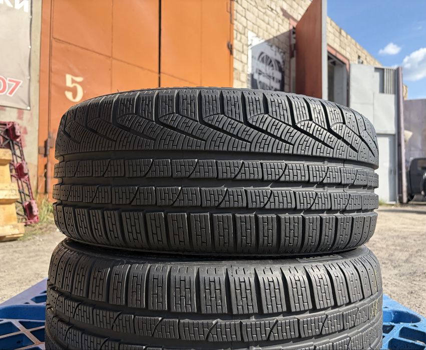 235/35 R20 Pirelli Sottozero. Шины зимние!