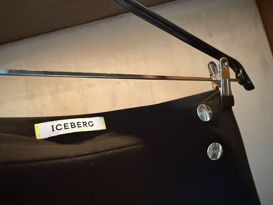 Спідниця iceberg