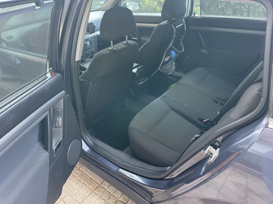 Opel vectra van 1.9CDTI 150cv