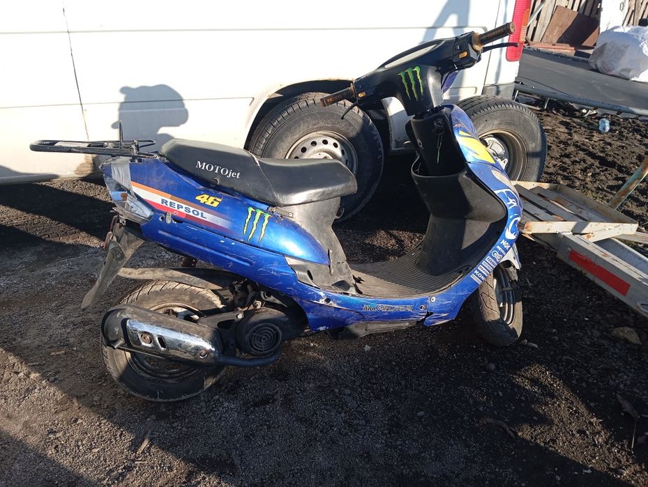 Мопед ямаха заводится