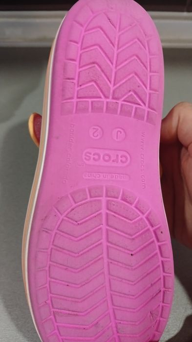 Продам оригинальные кроксы J2