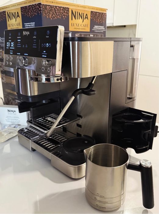 Máquina de café Ninja Luxe Café 3 em 1