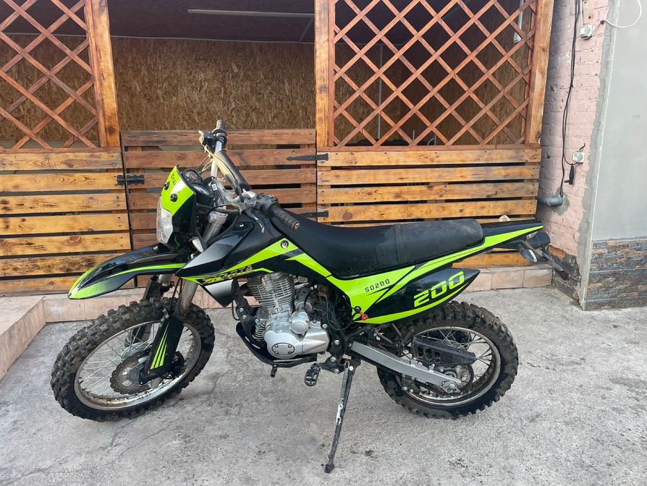 Продам кросовий мотоцикл марки SPARTA в ідеальному стані, 200 кубів,