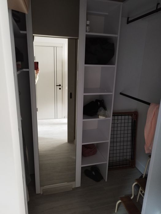 Продається 1 кімнатна квартира .Центр.