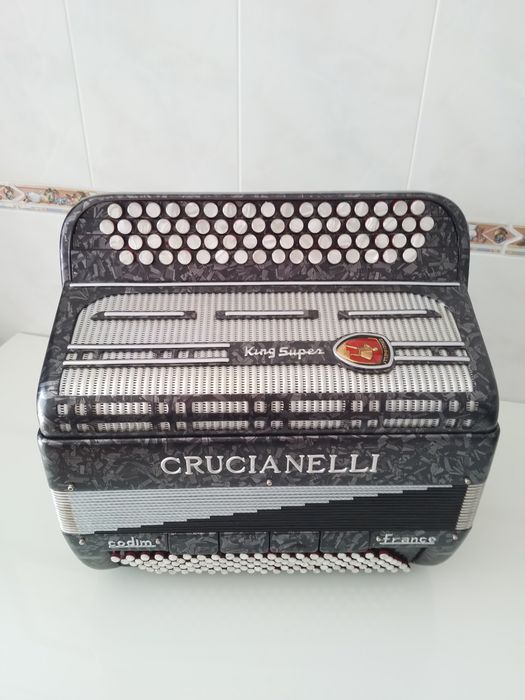 Acordeon/Acordeão   Crucianelli Super King   3+3  nos bxs