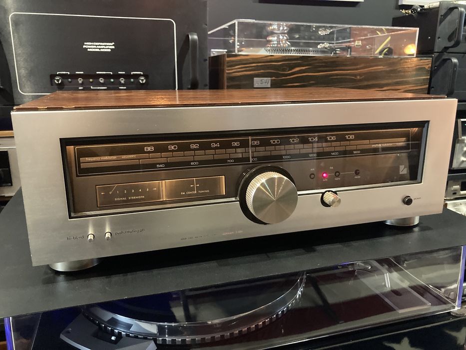 Studio Retrospekcja Top-Model Tuner Luxman T-88V