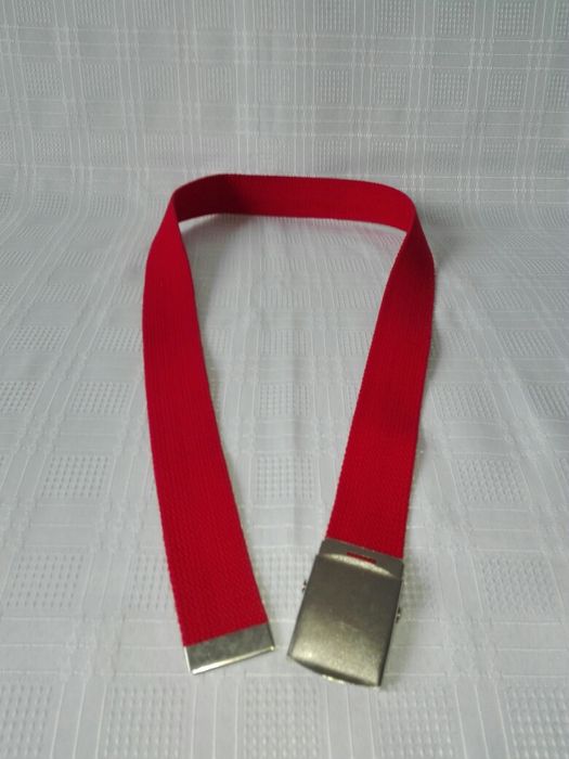 Pasek męski czerwony 112cm, jak nowy