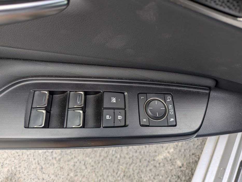 Lexus ES 300h Executive+529847252661063687