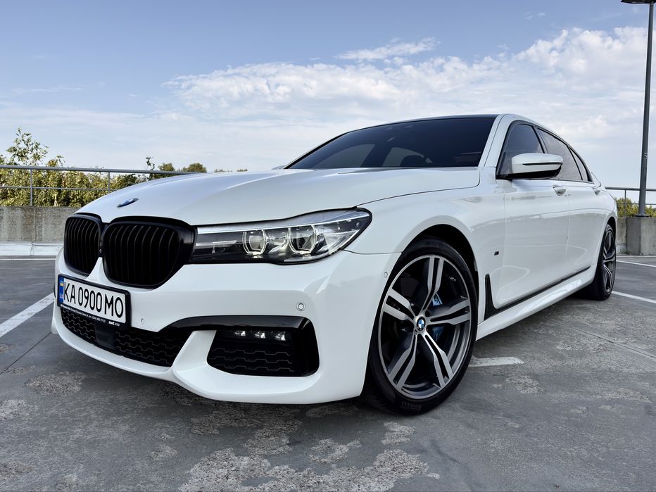 BMW 740i Long G12
