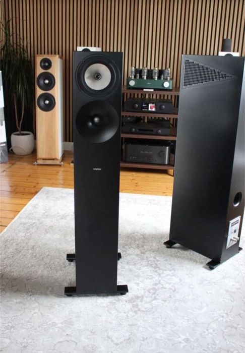 Kolumny Amphion Xenon