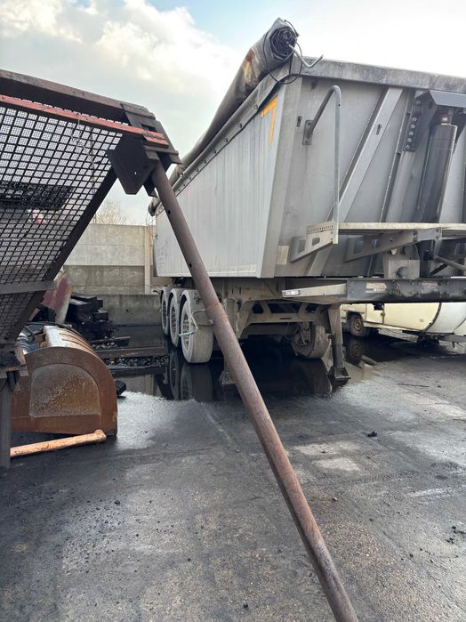 INTERCARS 2011 wymieniona podłoga, aluminium, waga 5470 kg