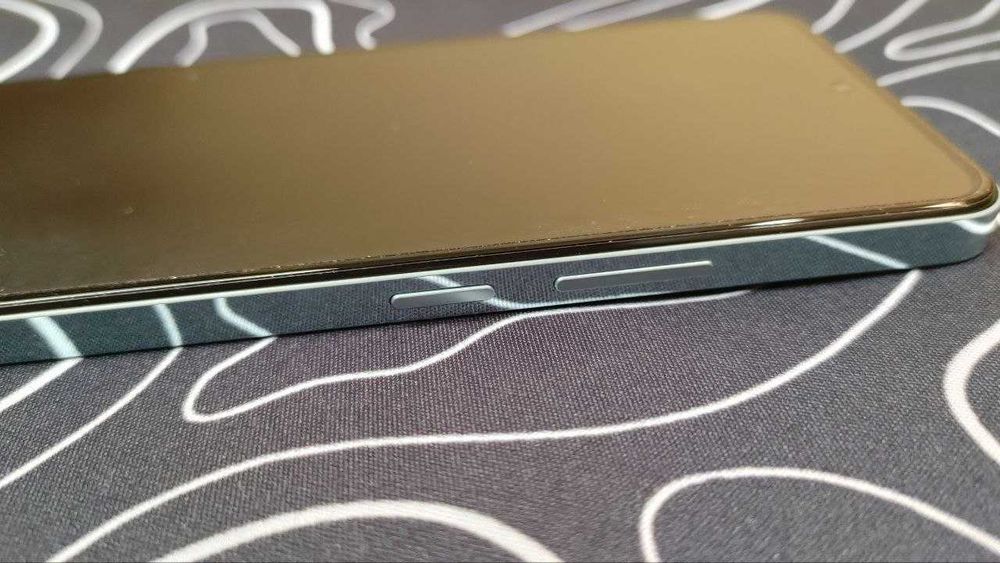 Realme 12+ 5G 12/512GB (Green) Global В коробці Стан нового (2 місяці)