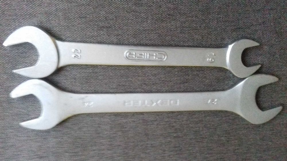 Klucze oczkowe płaskie i płasko-oczkowe.Klucz do pobijania .Zestaw.