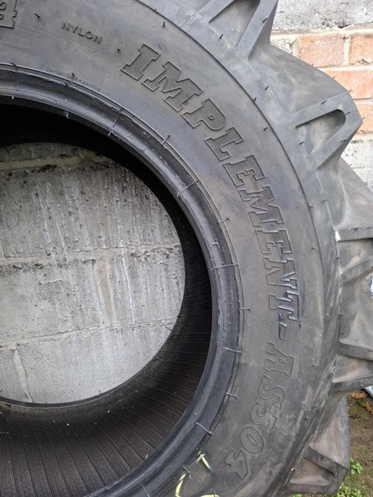 Opona do Ładowarki 15.5/80-24 , BKT IMPLEMENT-AS504