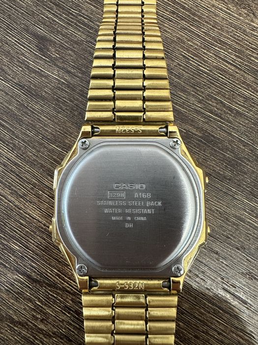Часы CASIO A168
