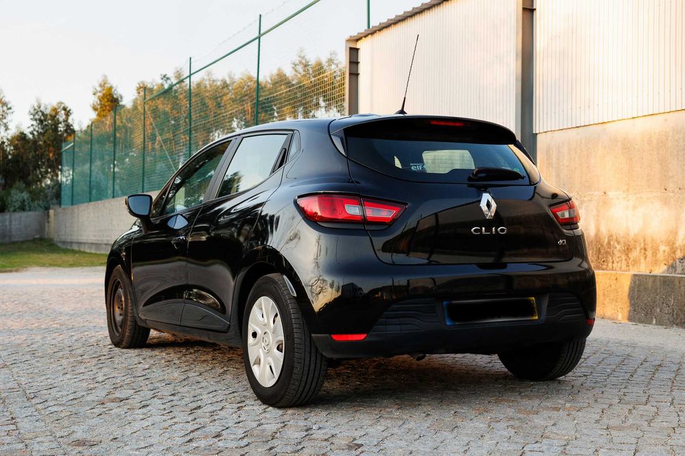 Renault Clio III 1.5 dCi Dynamique S – Económico, Fiável e Confortável