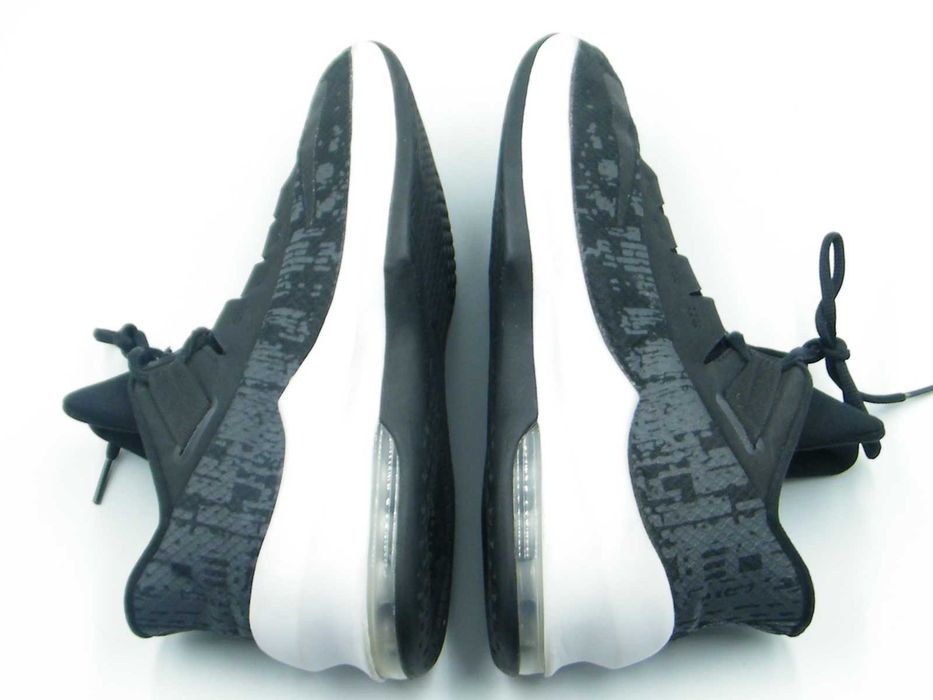 NIKE - Air Max Infuriate II