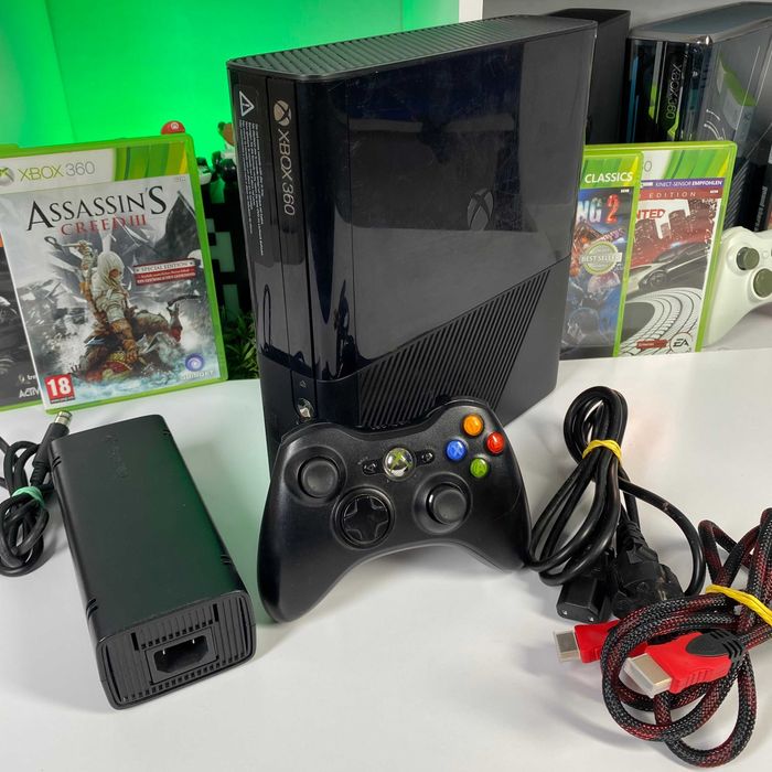 Консоль Microsoft Xbox 360 E Б/У Оригінальна Приставка Іксбокс 360 Е + Геймпад Фрібут