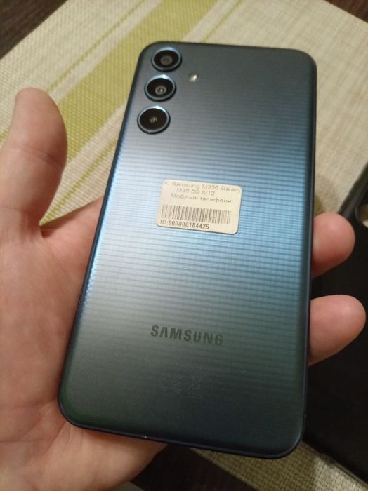 Продам Samsung m35 6/128gb 5g в идеальном состоянии.