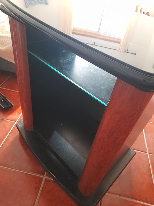 Movel pata tv ou outro uso que lhe queira dar muito bom