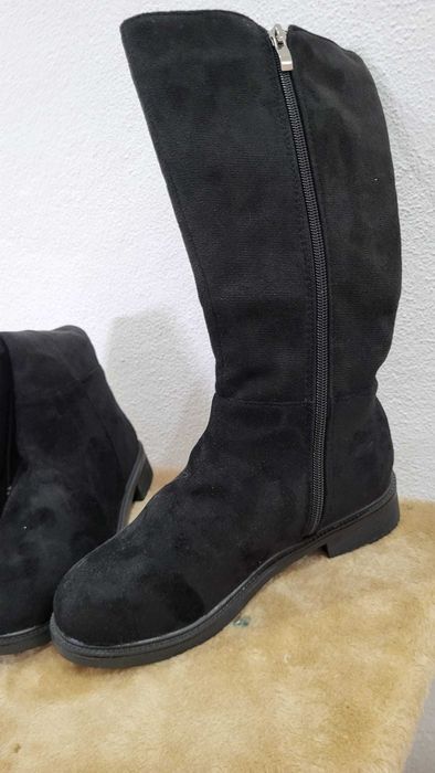 Botas de Cano Alto – Tam. 35 (Novas!)