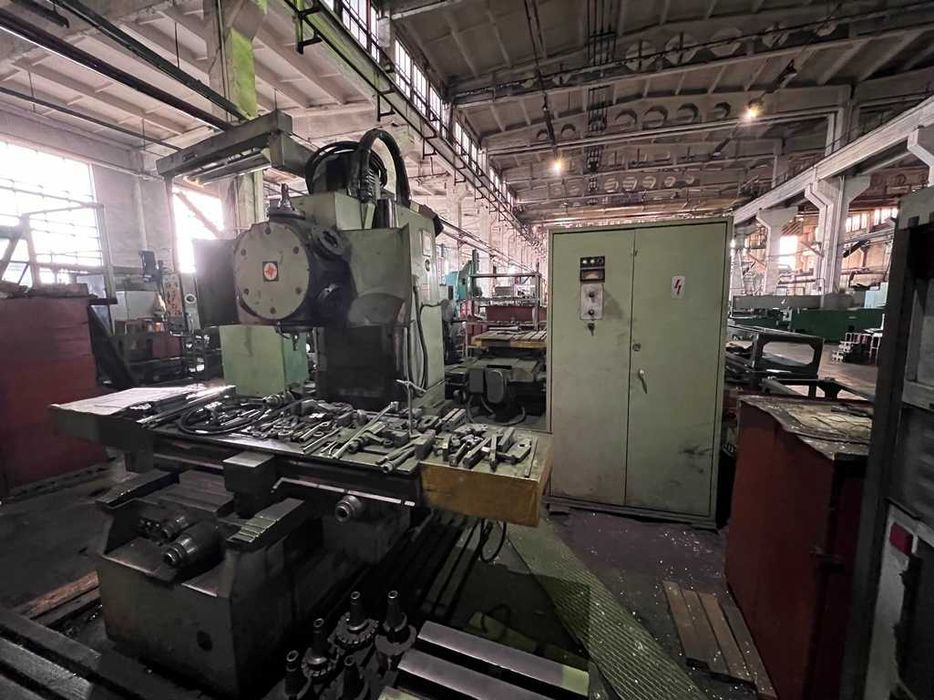 Фрезерний станок з ЧПУ - TOS Kurim FCR-50, стіл 2000*500мм