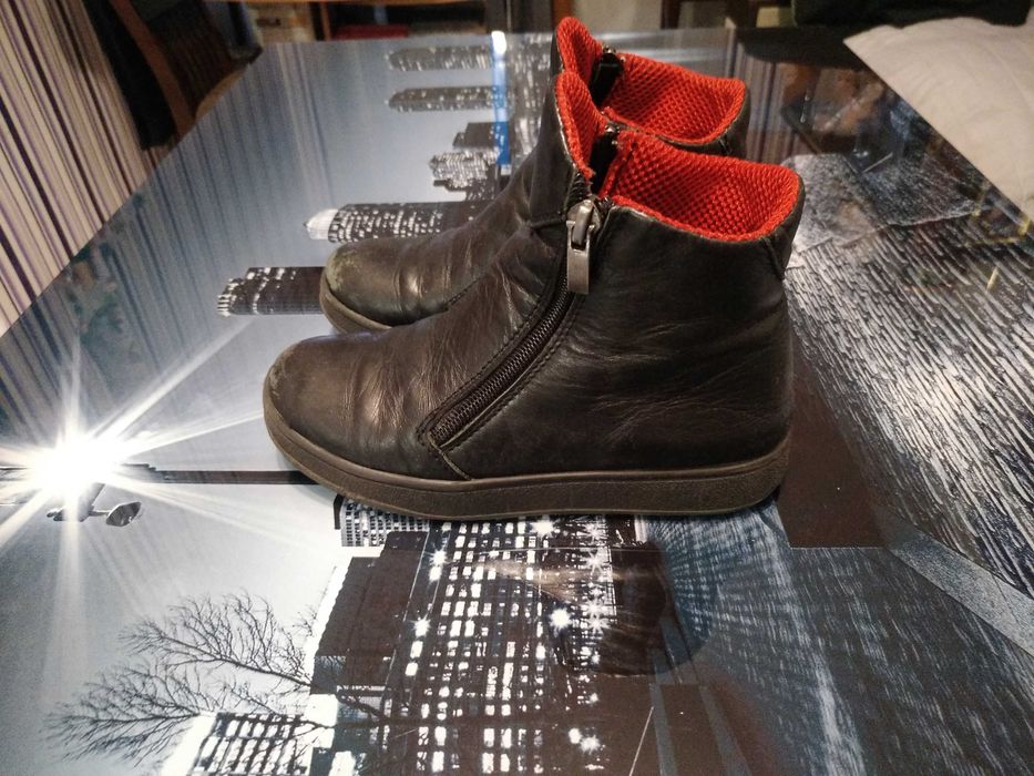 Шкіряні демисезонні напівчобітки, 31-32р.