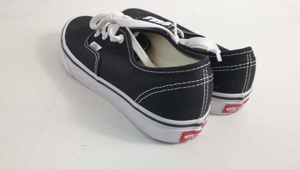 Buty Vans AUTHENTIC VN000EE3BLK Black 38