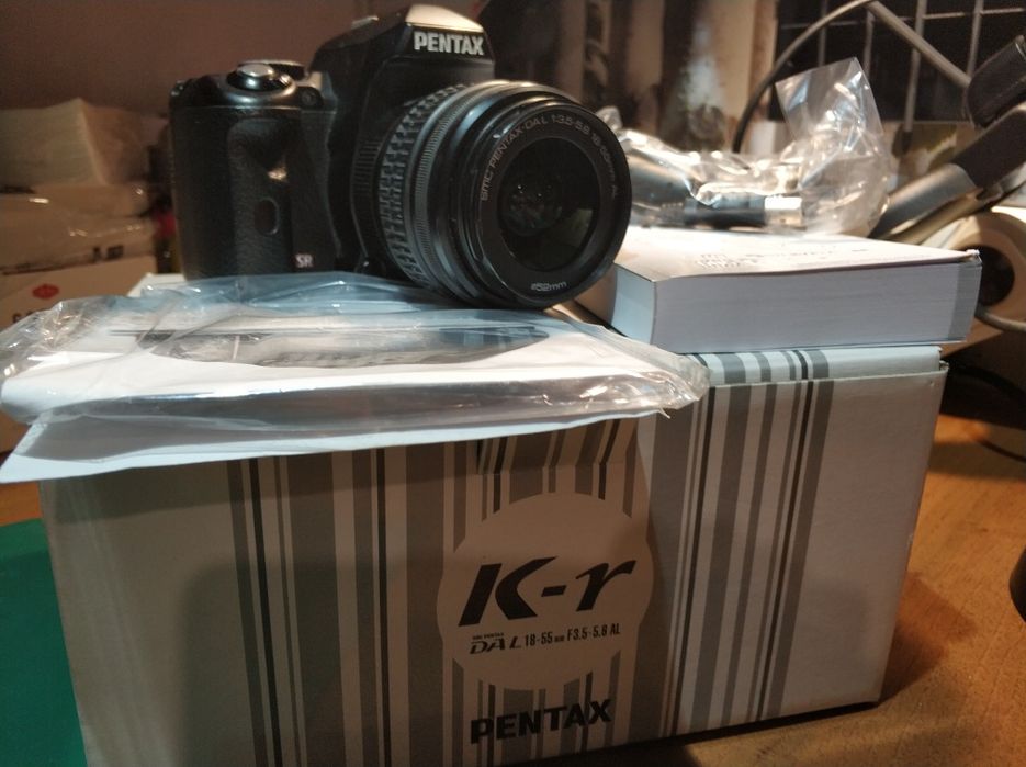 Aparat Pentax k-r + DAL 18-55