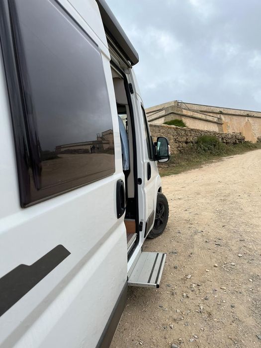 Autocaravana Weinsberg CaraBus 600 DQ – 2019 – Como Nova  -